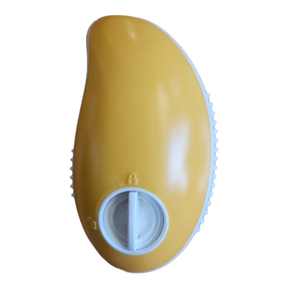Penn Plax Dog Grooming Bath Brush Shampoo-Dispensing Grooming Brush, Easy Use